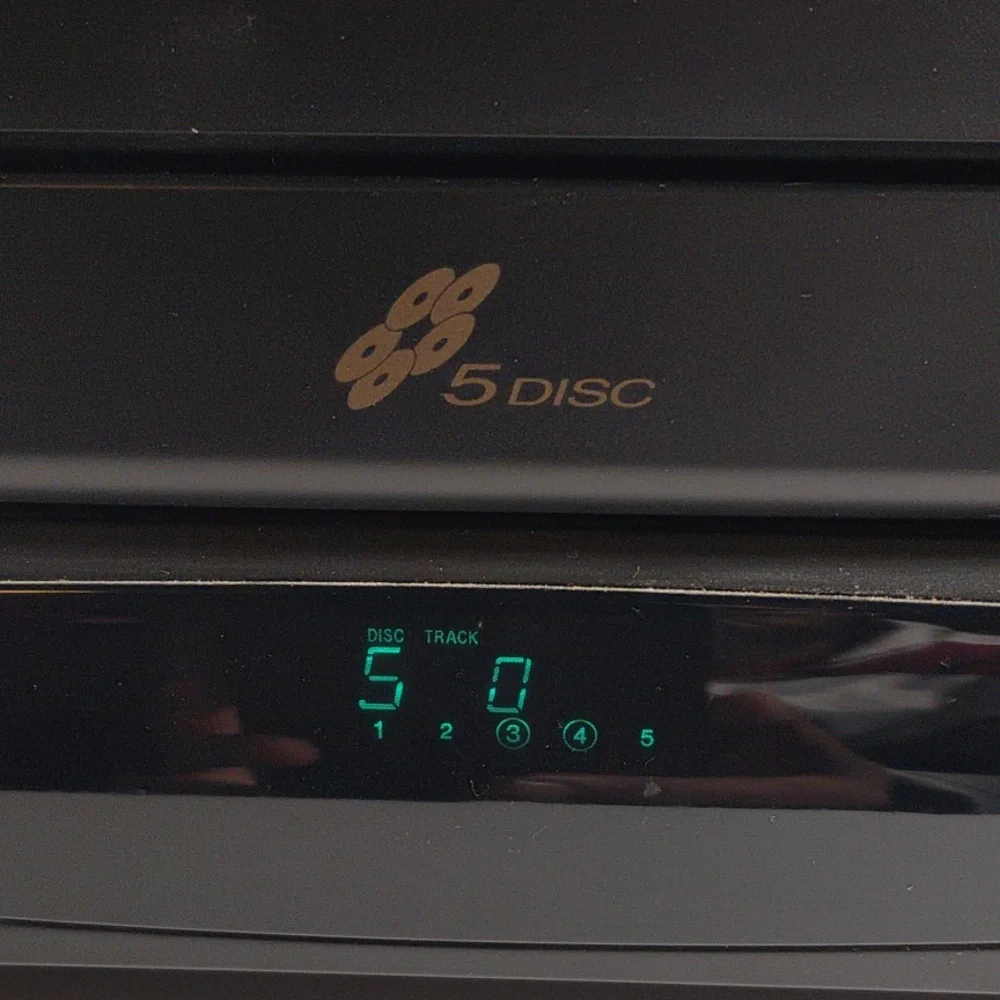 Symphonic 5 Disc Automatic CD Changer CD5800